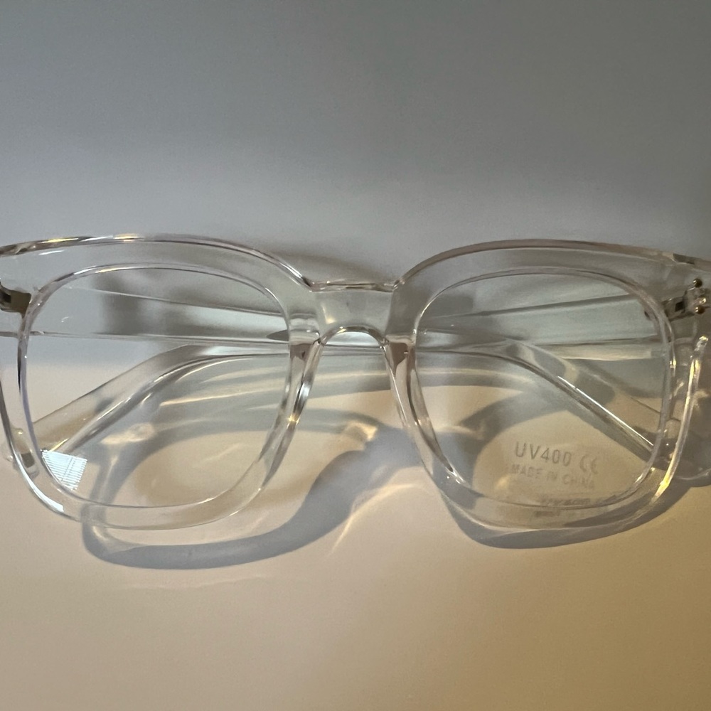 Blue light glasses